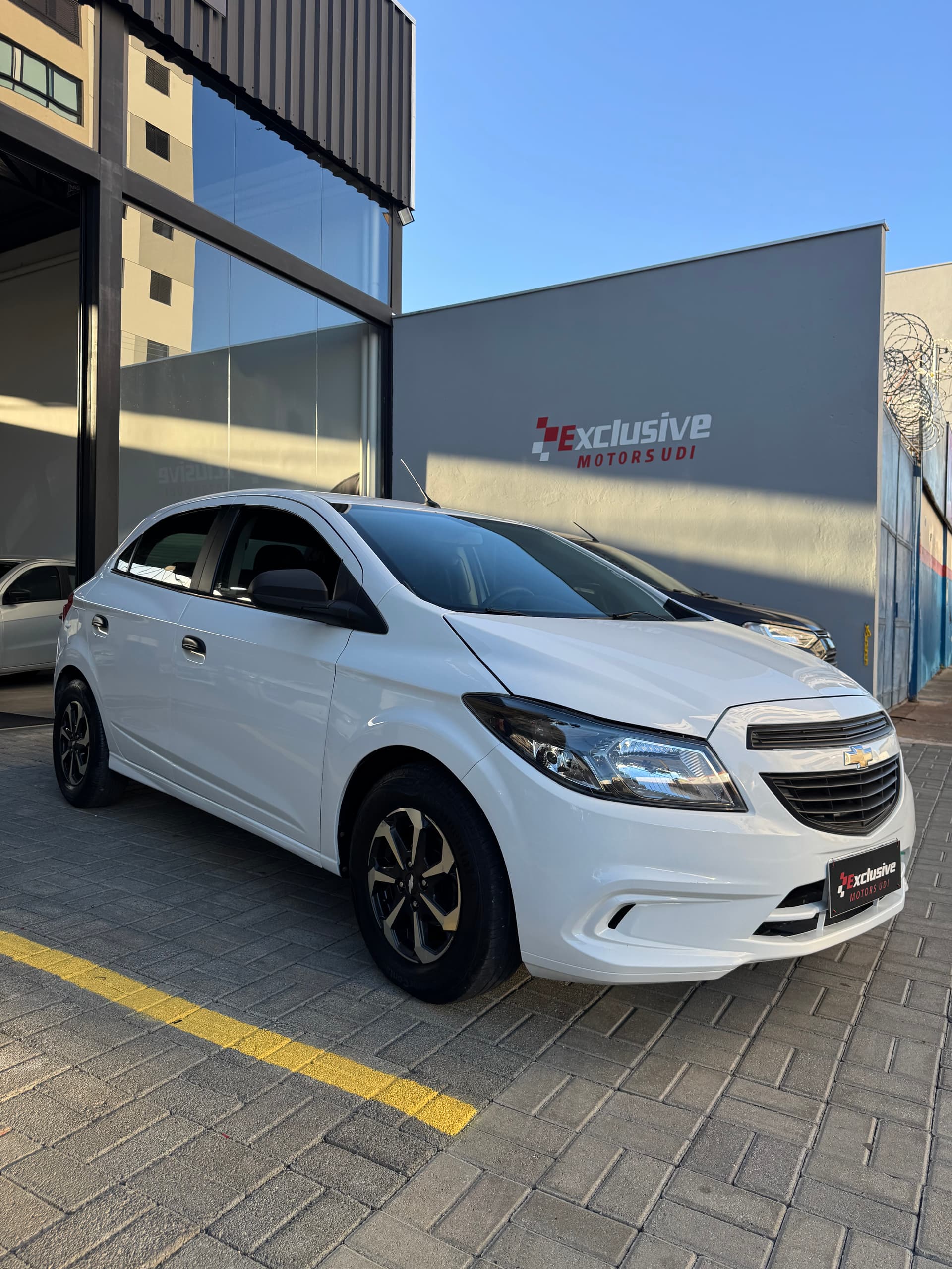 Chevrolet Onix 1.0 Joy